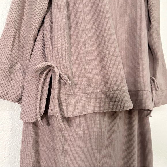 BearPaw Waffle Tie Pajama Set - Picture 6 of 7